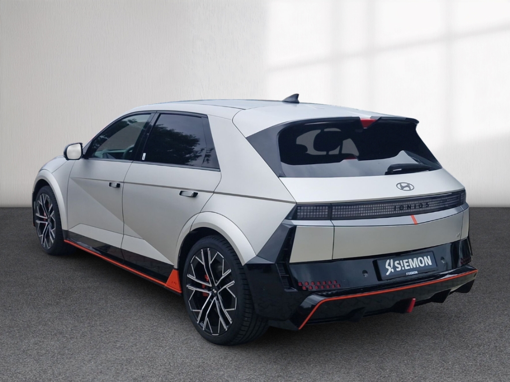 Fahrzeugabbildung Hyundai IONIQ 5 4WD 84kWh N-Performance HUD Navi Digitales Cockpit Sportpaket Soundsystem