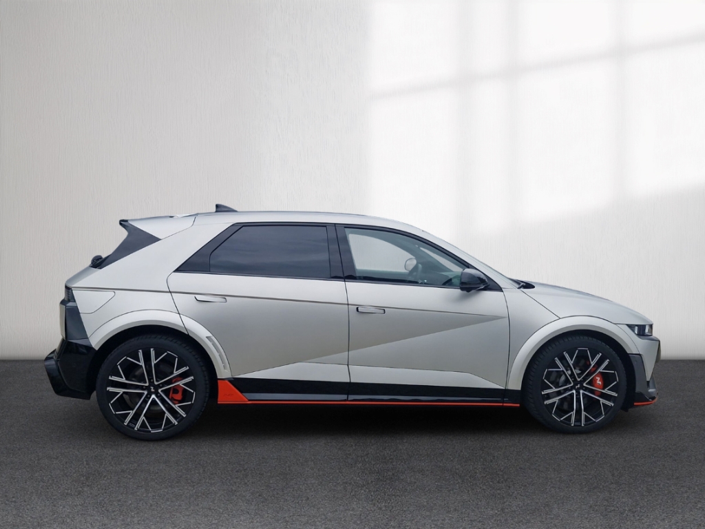 Fahrzeugabbildung Hyundai IONIQ 5 4WD 84kWh N-Performance HUD Navi Digitales Cockpit Sportpaket Soundsystem