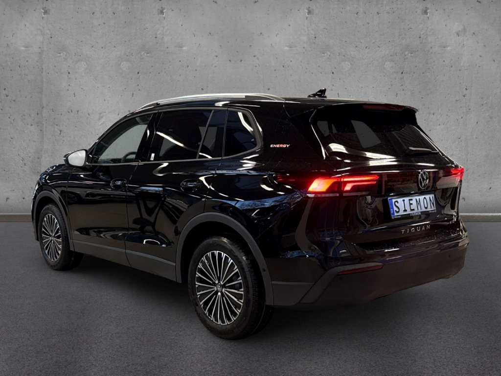 Fahrzeugabbildung Volkswagen Tiguan 1.5 eTSI DSG Energy AHK Navi ACC AreaView