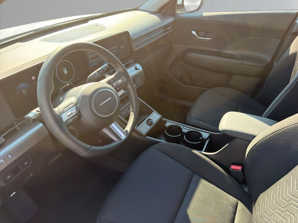Fahrzeugabbildung Hyundai KONA SX2 MY27 65kWh TREND el.Heckklappe Wärmepumpe Navi digitales Cockpit LED ACC