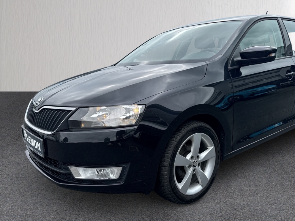 Fahrzeugabbildung SKODA Rapid Cool Edition Spaceback Start-Stop USB ZV