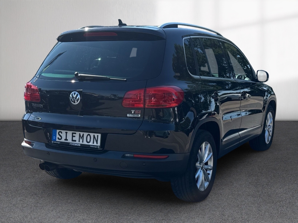 Fahrzeugabbildung Volkswagen Tiguan TSI Lounge AHK Kamera PDC Navi Klima SHZ