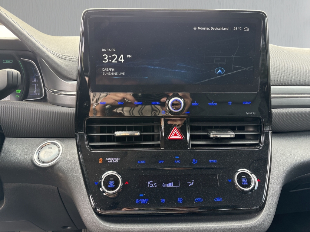 Fahrzeugabbildung Hyundai IONIQ 1.6 GDI PHEV Prime ACC LED Memory RKam Navi SHZ
