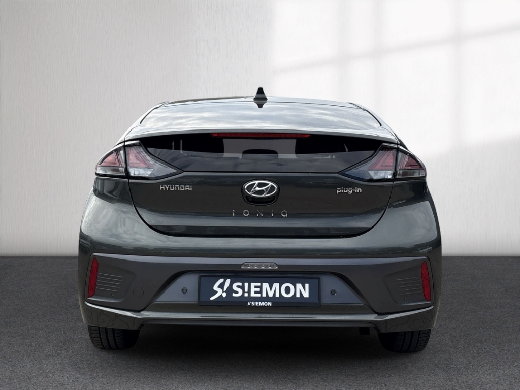 Fahrzeugabbildung Hyundai IONIQ 1.6 GDI PHEV Prime ACC LED Memory RKam Navi SHZ