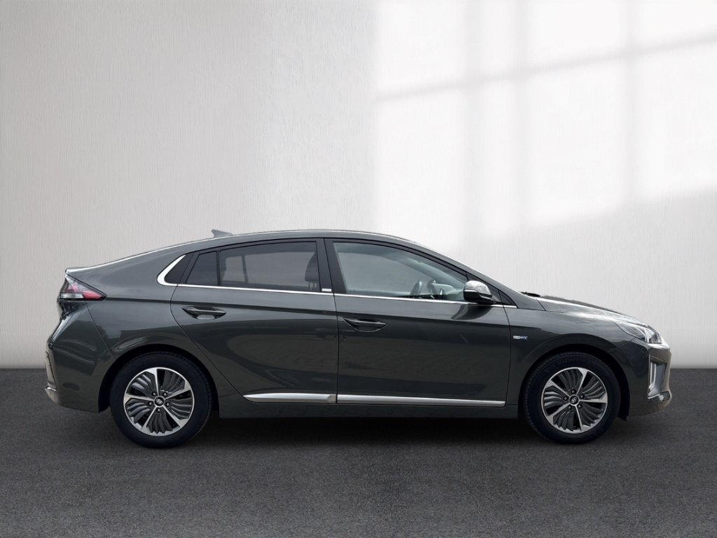 Fahrzeugabbildung Hyundai IONIQ 1.6 GDI PHEV Prime ACC LED Memory RKam Navi SHZ
