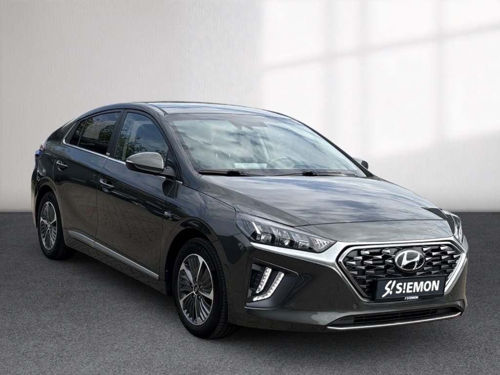 Fahrzeugabbildung Hyundai IONIQ 1.6 GDI PHEV Prime ACC LED Memory RKam Navi SHZ