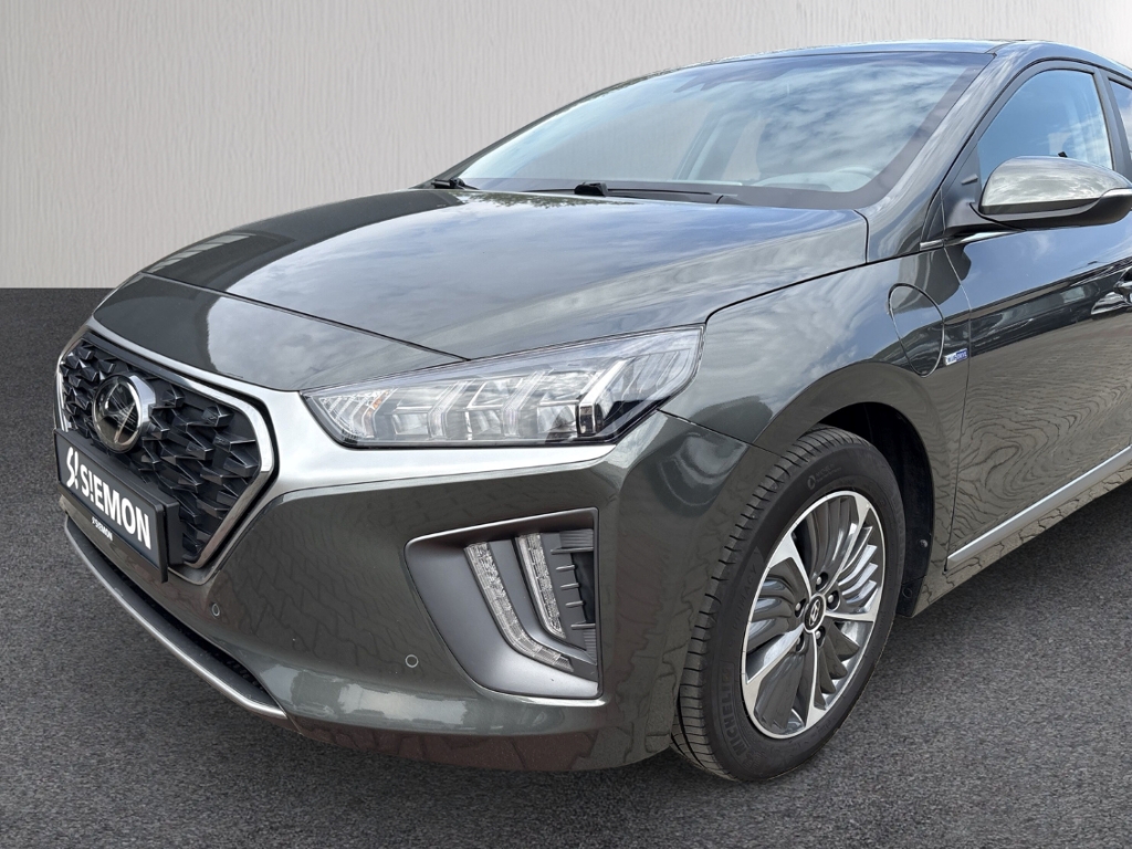 Fahrzeugabbildung Hyundai IONIQ 1.6 GDI PHEV Prime ACC LED Memory RKam Navi SHZ