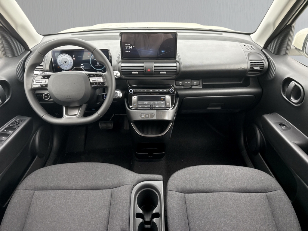 Fahrzeugabbildung Hyundai INSTER EV 42kWh SELECT Navi ACC Apple CarPlay Android Auto Klimaautom Musikstreaming DAB Keyless Entry