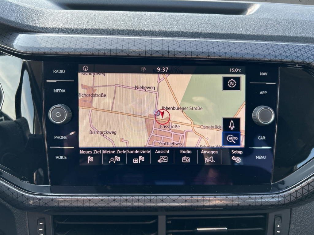 Fahrzeugabbildung Volkswagen T-Roc R-Line 4M AHK ACC SHZ NAV CARPLAY VIRTUAL