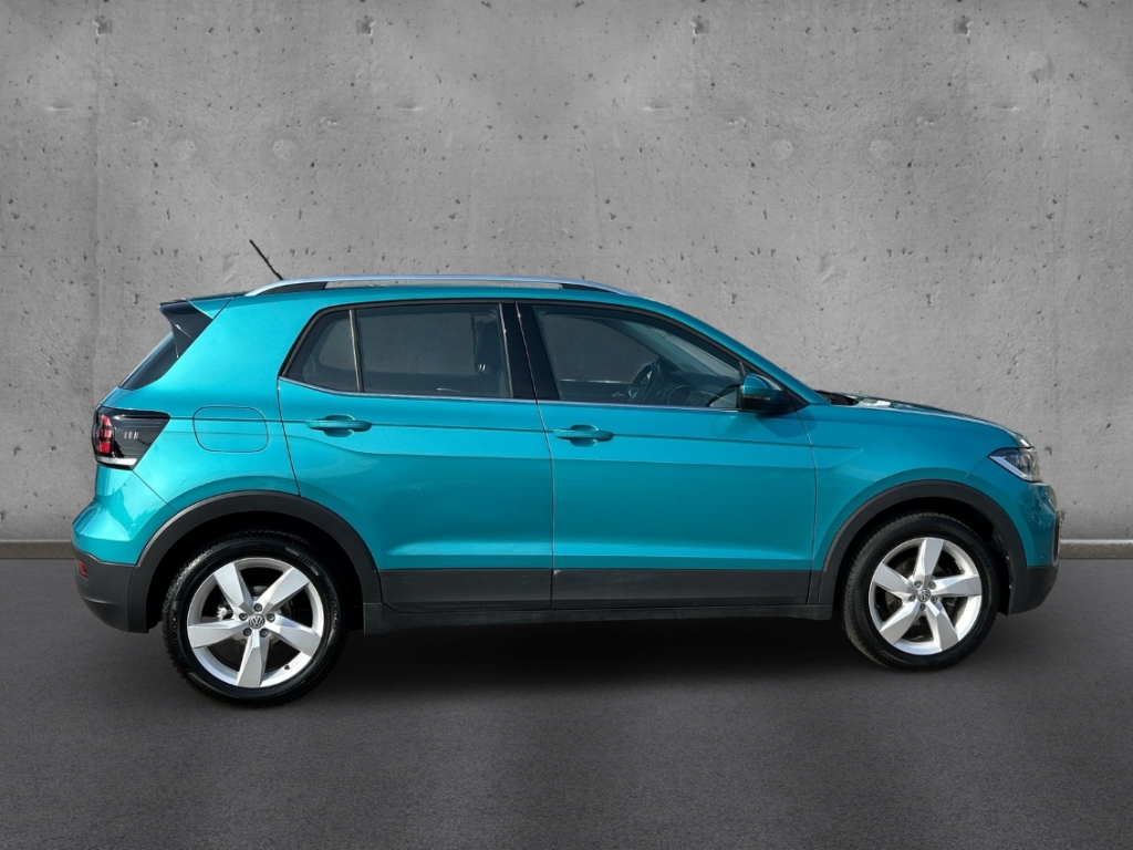 Fahrzeugabbildung Volkswagen T-Roc R-Line 4M AHK ACC SHZ NAV CARPLAY VIRTUAL