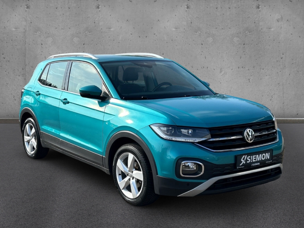 Fahrzeugabbildung Volkswagen T-Roc R-Line 4M AHK ACC SHZ NAV CARPLAY VIRTUAL