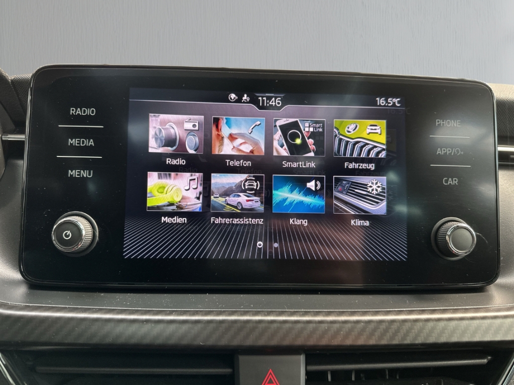 Fahrzeugabbildung SKODA Kamiq 1.0 TSI Monte Carlo AHK LED SHZ PDC Sunset