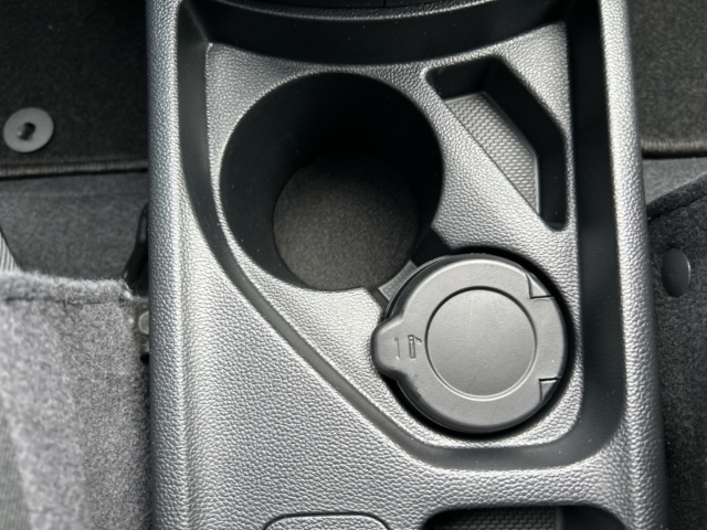 Fahrzeugabbildung Hyundai i10 1.0 Passion DAB Bluetooth GJR SHZ Temp LenkradHZG