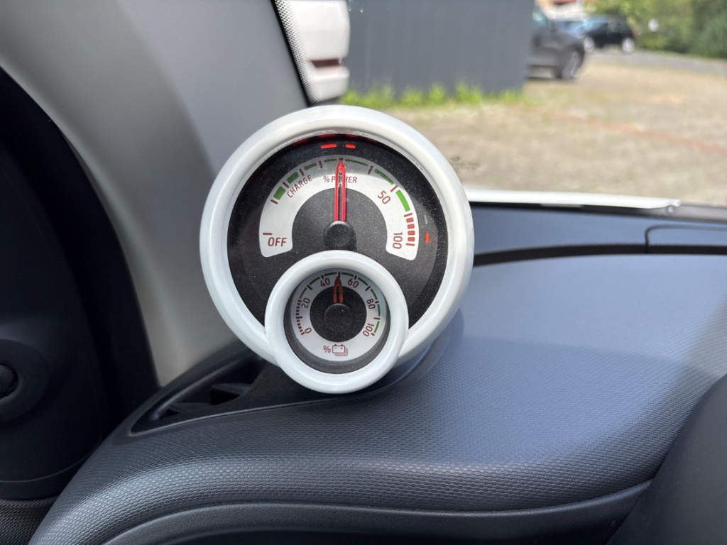 Fahrzeugabbildung Smart fortwo coupe EQ Klimaauto GRA BT ISOFIX Klimaauto