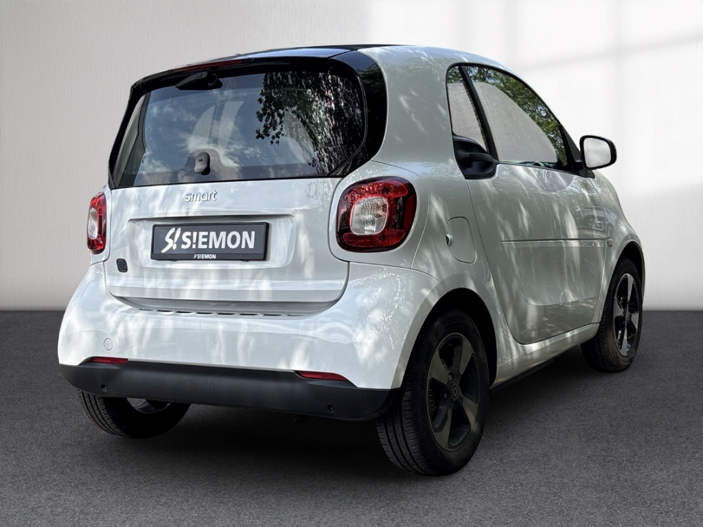 Fahrzeugabbildung Smart fortwo coupe EQ Klimaauto GRA BT ISOFIX Klimaauto