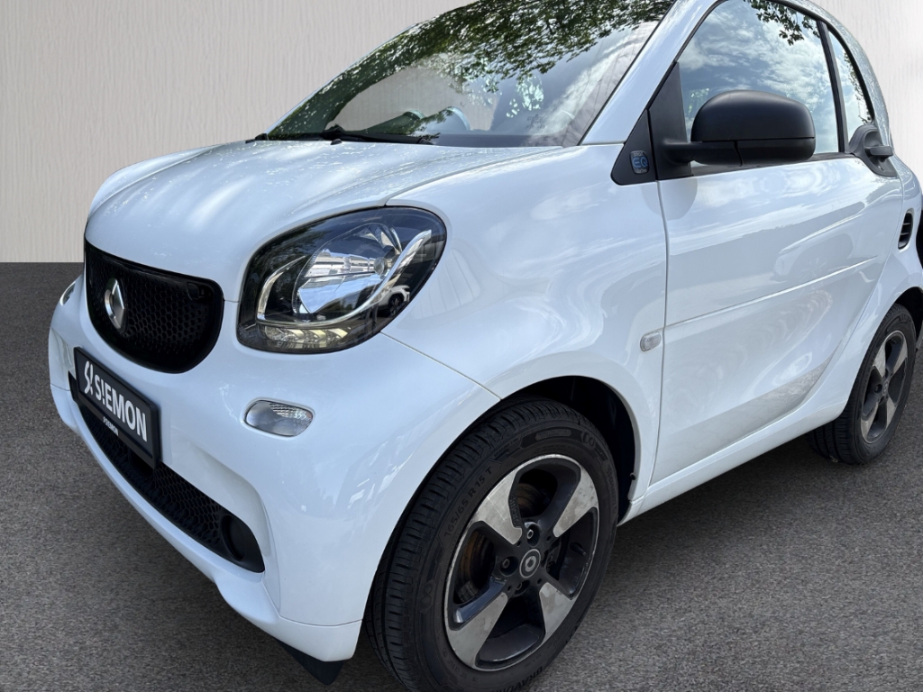 Fahrzeugabbildung Smart fortwo coupe EQ Klimaauto GRA BT ISOFIX Klimaauto