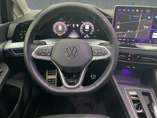 Fahrzeugabbildung Volkswagen Golf 1.5 eTSI DSG Goal AHK LED+ Navi ACC SHZ Kam