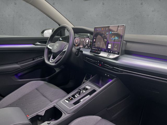 Fahrzeugabbildung Volkswagen Golf 1.5 eTSI DSG Goal AHK LED+ Navi ACC SHZ Kam