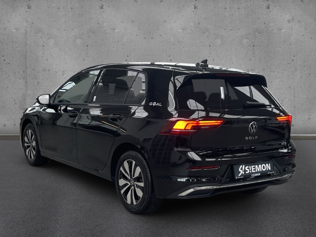 Fahrzeugabbildung Volkswagen Golf 1.5 eTSI DSG Goal AHK LED+ Navi ACC SHZ Kam