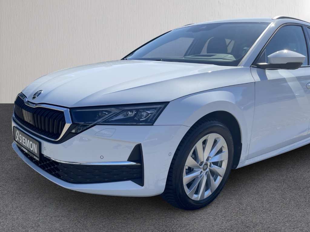 Fahrzeugabbildung SKODA Octavia Combi 1.5 eTSI DSG Sele AHK LED SHZ Nav ACC SunSet FrontAss 360°