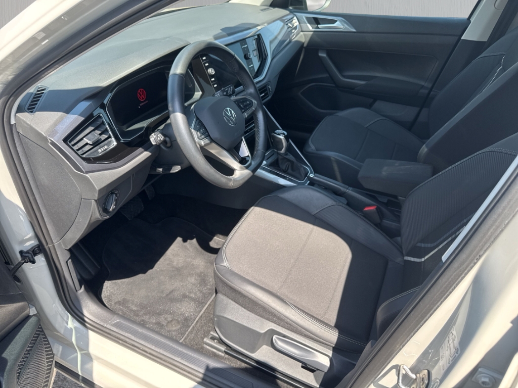 Fahrzeugabbildung Volkswagen Taigo 1.0 TSI Style ACC Temp SHZ PDCv+h Navi LED BT