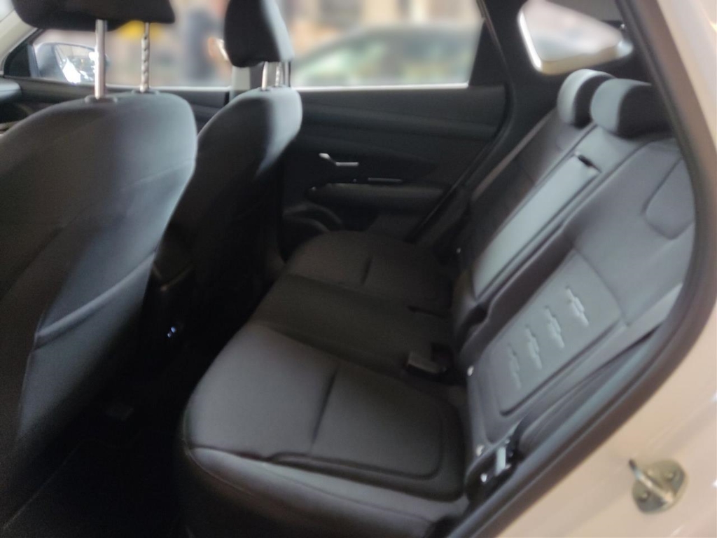 Fahrzeugabbildung Hyundai TUCSON FL HEV 1.6 AT 2WD MY25 Select Design-P Navi Digitales Cockpit LED ACC Apple CarPlay