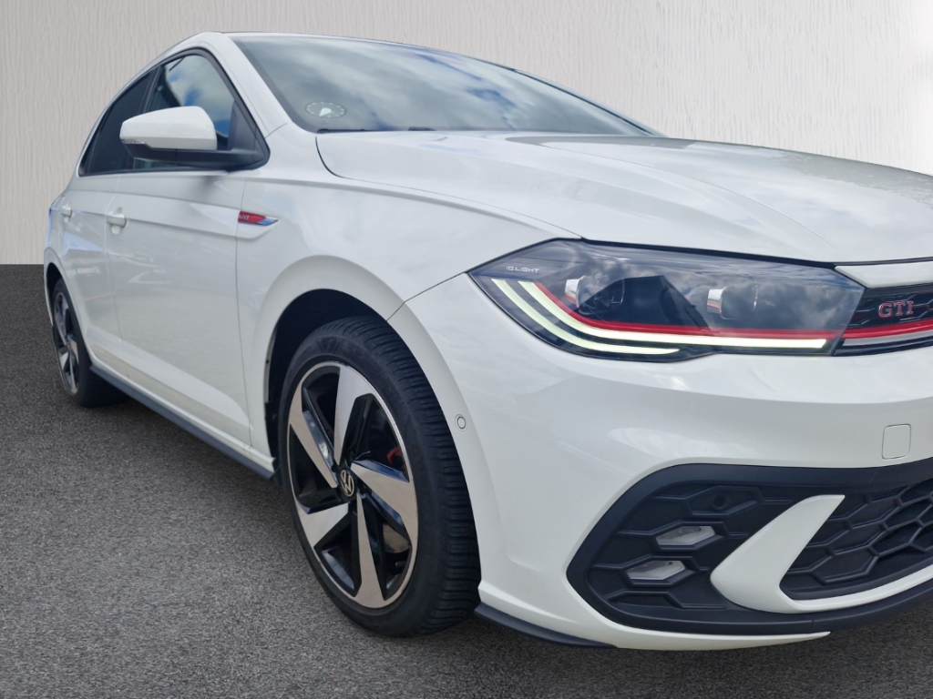 Fahrzeugabbildung Volkswagen Polo 2.0 GTI DSG IQ.Light ACC SHZ NAVI CarPlay DAB