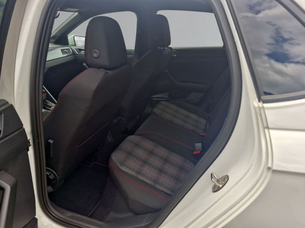 Fahrzeugabbildung Volkswagen Polo 2.0 GTI DSG IQ.Light ACC SHZ NAVI CarPlay DAB