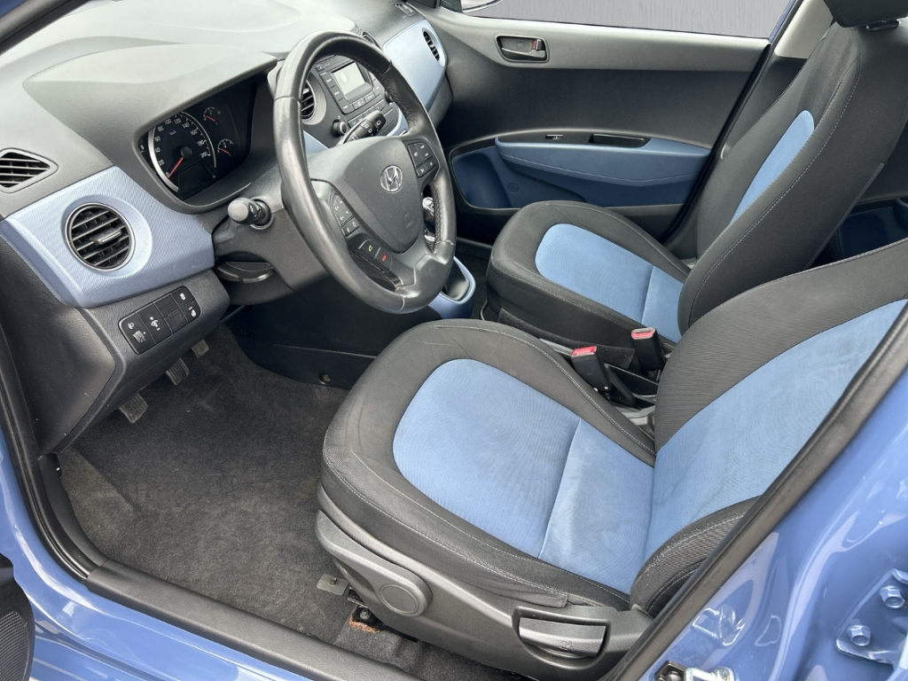 Fahrzeugabbildung Hyundai i10 1.0 Trend Klima SHZ DAB Bluetooth Allwetter