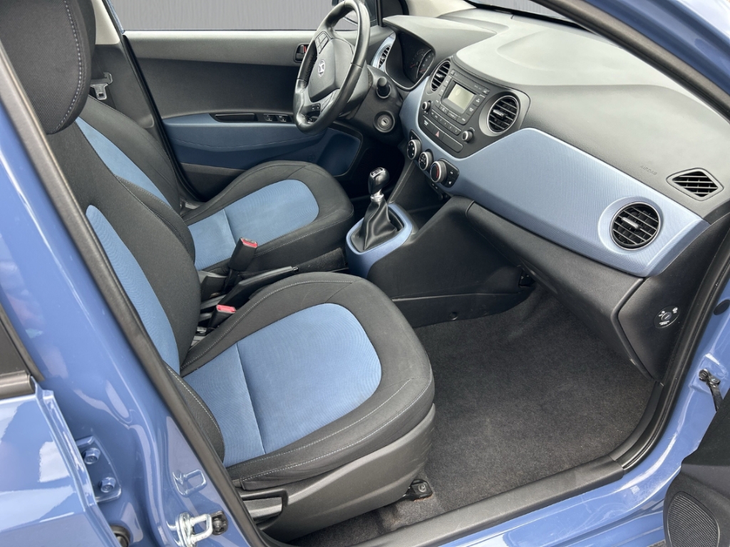 Fahrzeugabbildung Hyundai i10 1.0 Trend Klima SHZ DAB Bluetooth Allwetter