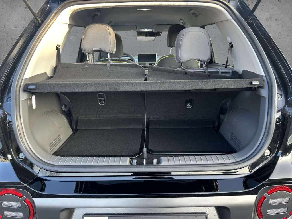 Fahrzeugabbildung Hyundai INSTER EV MY26 49kWh Cross Navi Digitales Cockpit LED ACC Apple CarPlay Android Auto