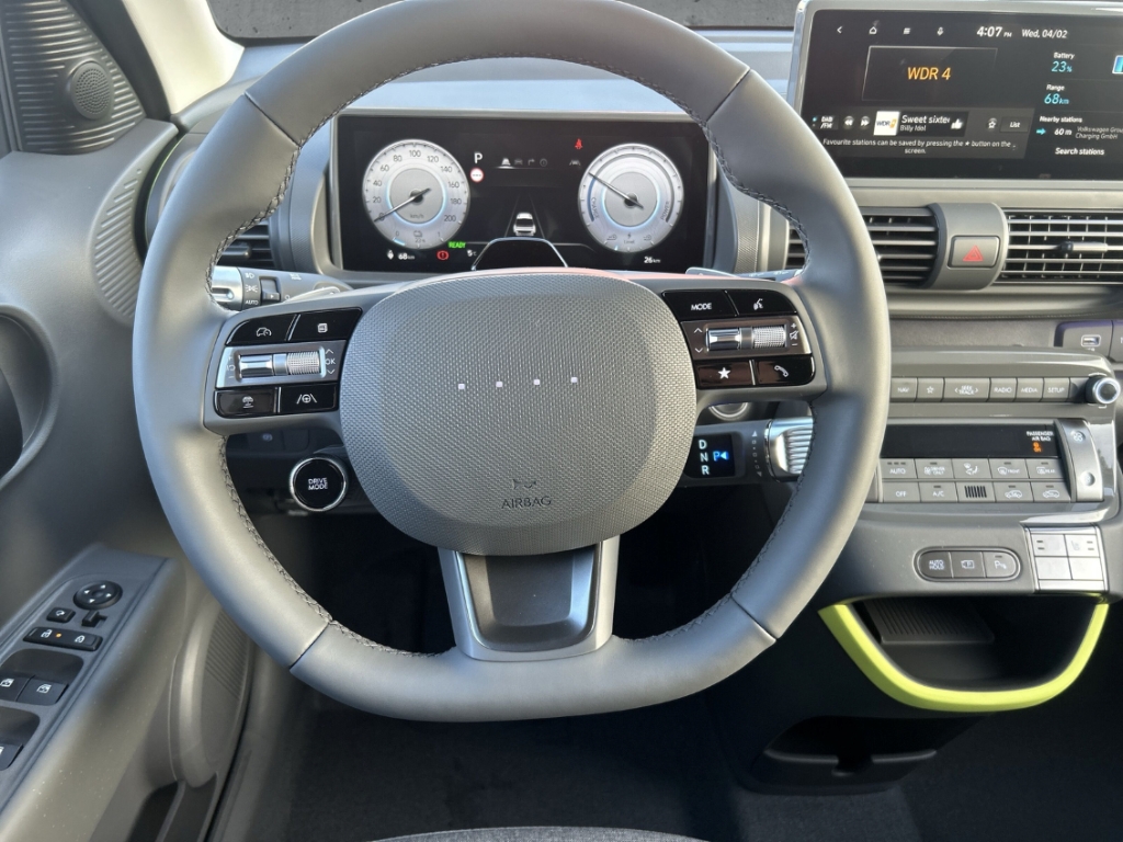 Fahrzeugabbildung Hyundai INSTER EV MY26 49kWh Cross Navi Digitales Cockpit LED ACC Apple CarPlay Android Auto