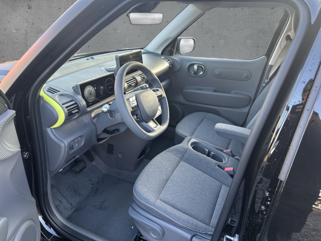 Fahrzeugabbildung Hyundai INSTER EV MY26 49kWh Cross Navi Digitales Cockpit LED ACC Apple CarPlay Android Auto