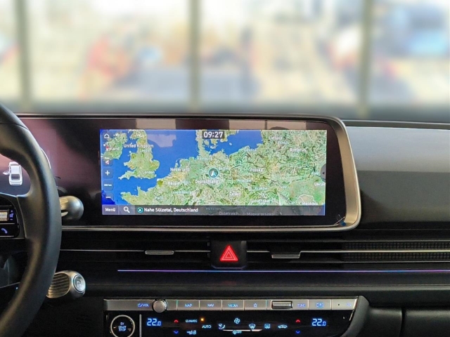 Fahrzeugabbildung Hyundai IONIQ 6 77,4kWh 2WD UNIQ Digi-Spiegel 20LM Schiebedach HUD Navi Digitales Cockpit