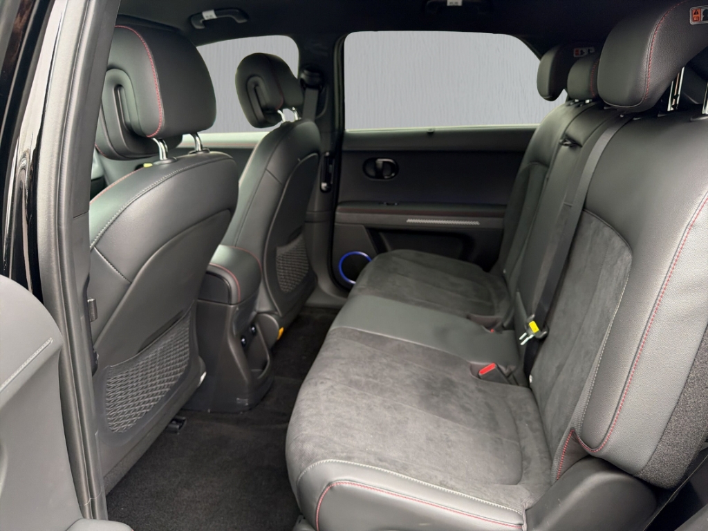 Fahrzeugabbildung Hyundai IONIQ 5 FL MY26 84kWh 2WD N-Line X Sitz-P Matrix Navi Digitales Cockpit LED ACC