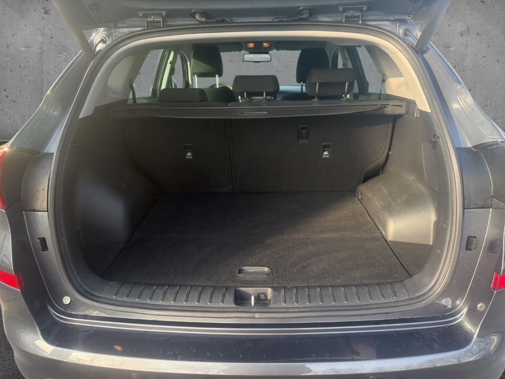 Fahrzeugabbildung Hyundai TUCSON 1.6 Premium 2WD R-Kamera Navi SHZ LED Kli