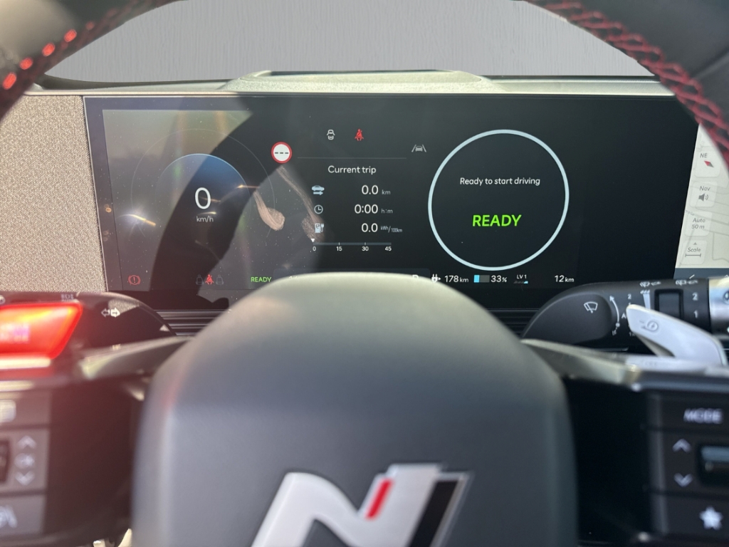 Fahrzeugabbildung Hyundai IONIQ 5 FL MY26 84kWh 2WD N-Line X Sitz-P Matrix Navi Digitales Cockpit LED ACC