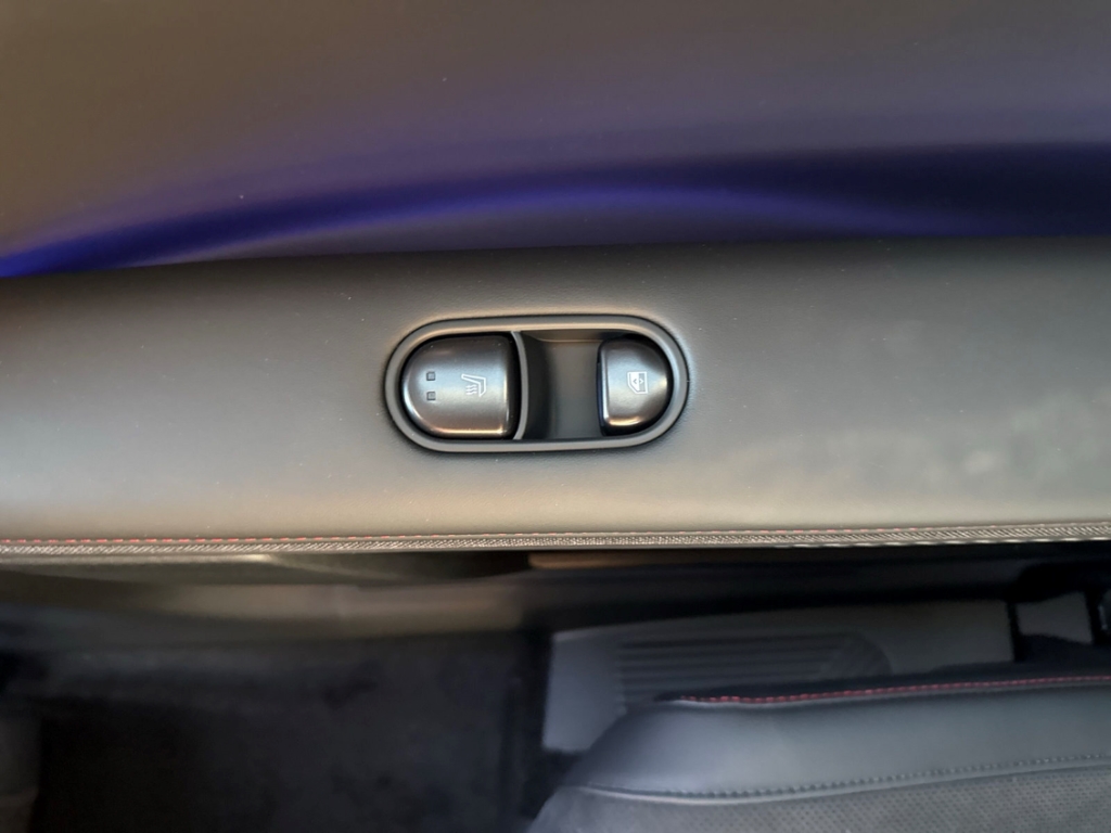 Fahrzeugabbildung Hyundai IONIQ 5 FL MY26 84kWh 2WD N-Line X Sitz-P Matrix Navi Digitales Cockpit LED ACC