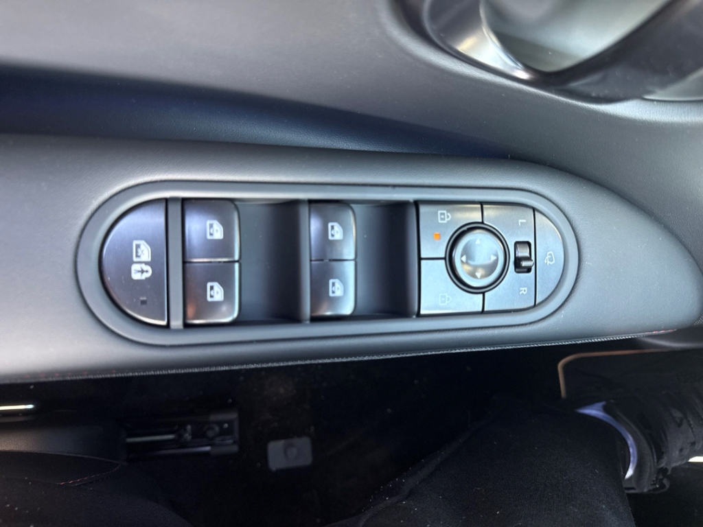 Fahrzeugabbildung Hyundai IONIQ 5 FL MY26 84kWh 2WD N-Line X Sitz-P Matrix Navi Digitales Cockpit LED ACC