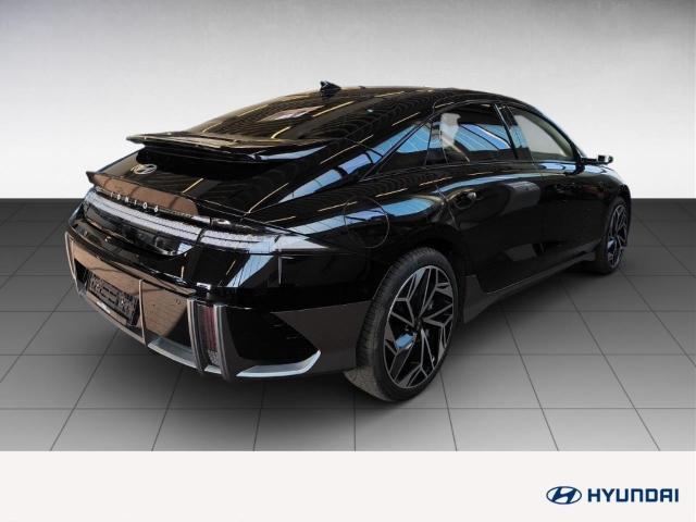 Fahrzeugabbildung Hyundai IONIQ 6 77,4kWh 4WD UNIQ Digi-Spiegel 20LM Schiebedach HUD Navi Digitales Cockpit Memory Sitze