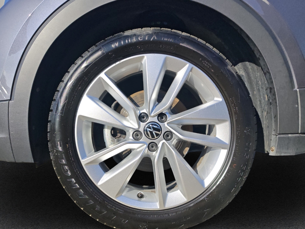 Fahrzeugabbildung Volkswagen T-Cross 1.0 TSI DSG Life LED IQ Drive SHZ LM17