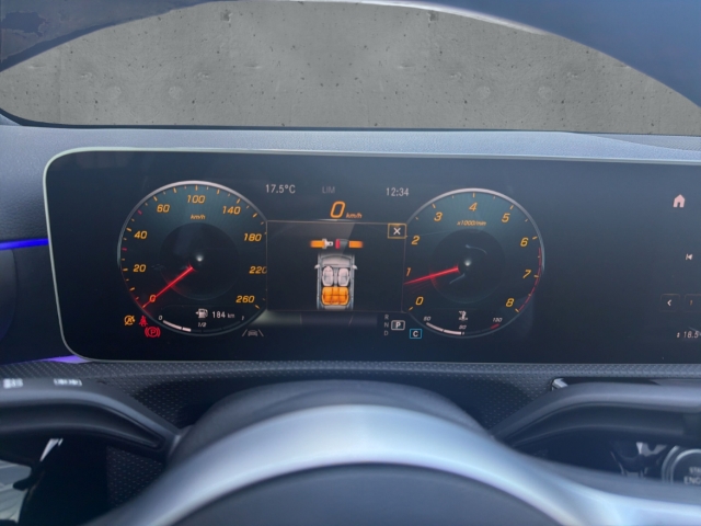 Fahrzeugabbildung Mercedes-Benz 250 DCT AMG Line AdaptLED Pano MBUX Nav SHZ PDC Kamera