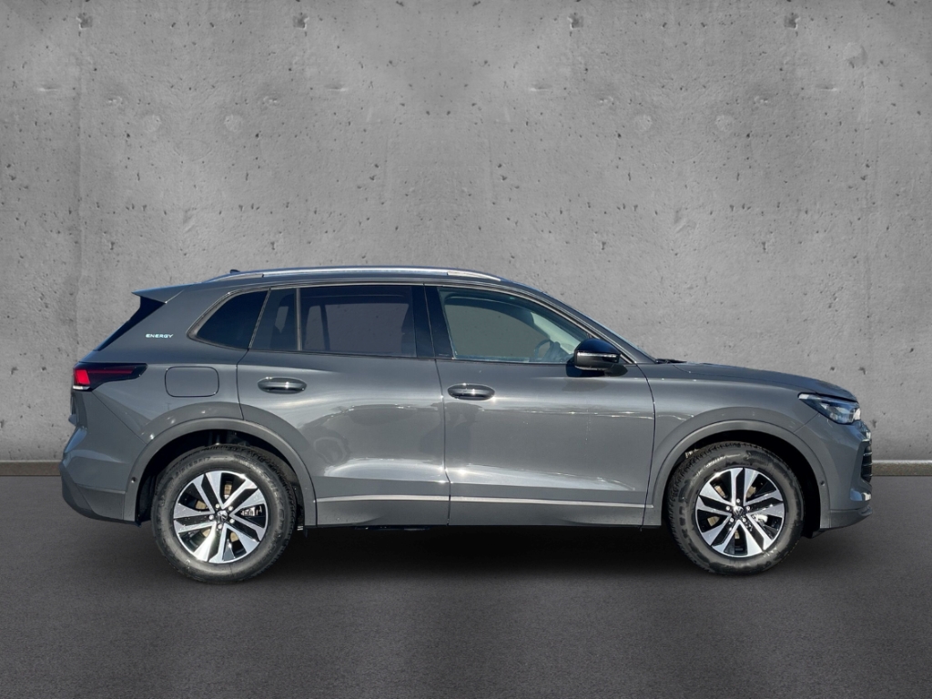 Fahrzeugabbildung Volkswagen Tiguan 1.5 eTSI DSG Energy AHK Navi ACC AreaView