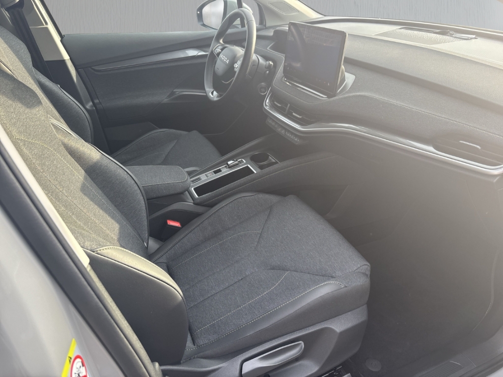 Fahrzeugabbildung SKODA Elroq 85 Loft Electric WP MatrixLED SHZv+h AHK Navi