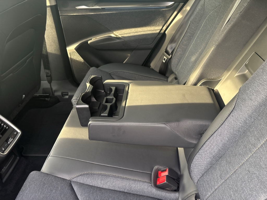Fahrzeugabbildung SKODA Elroq 85 Loft Electric WP MatrixLED SHZv+h AHK Navi
