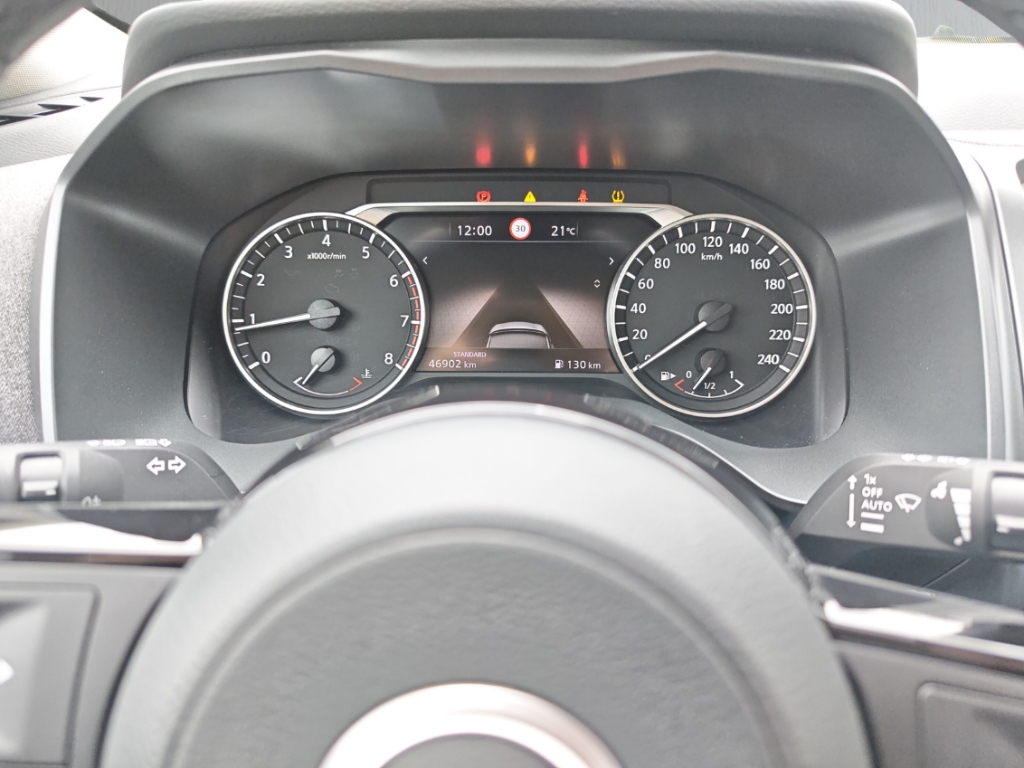 Fahrzeugabbildung Nissan Qashqai 1.3 DIG-T Acenta KAM around view SHZ GJR GRA Klimaautom