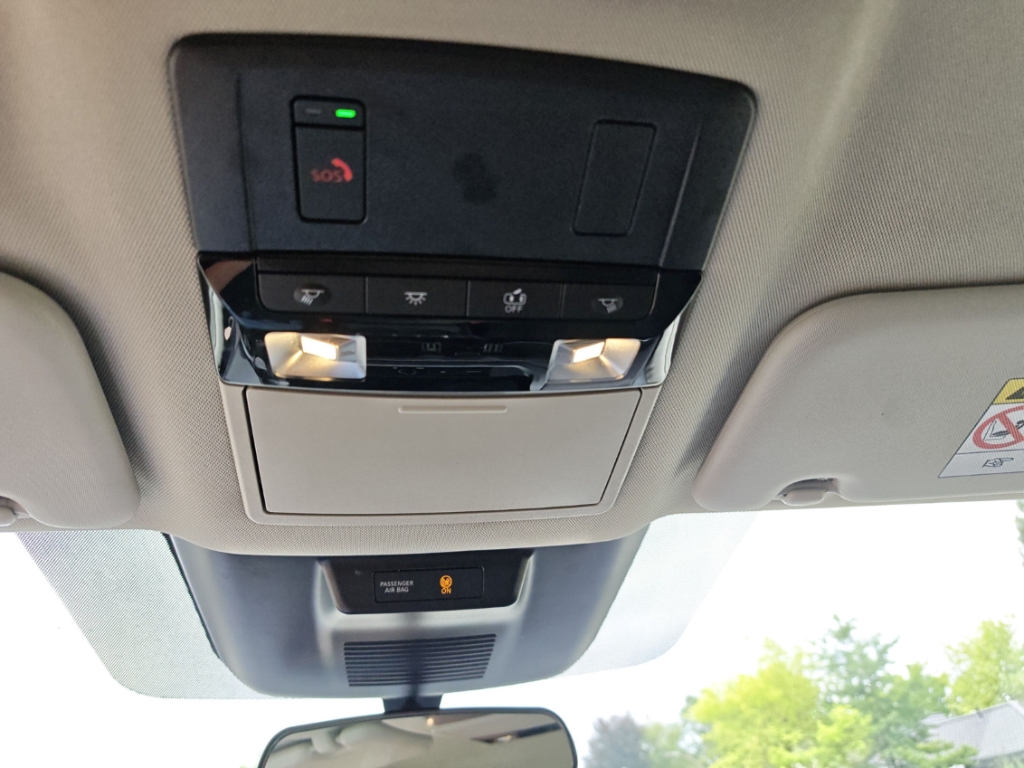Fahrzeugabbildung Nissan Qashqai 1.3 DIG-T Acenta KAM around view SHZ GJR GRA Klimaautom