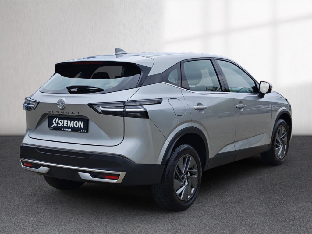 Fahrzeugabbildung Nissan Qashqai 1.3 DIG-T Acenta KAM around view SHZ GJR GRA Klimaautom