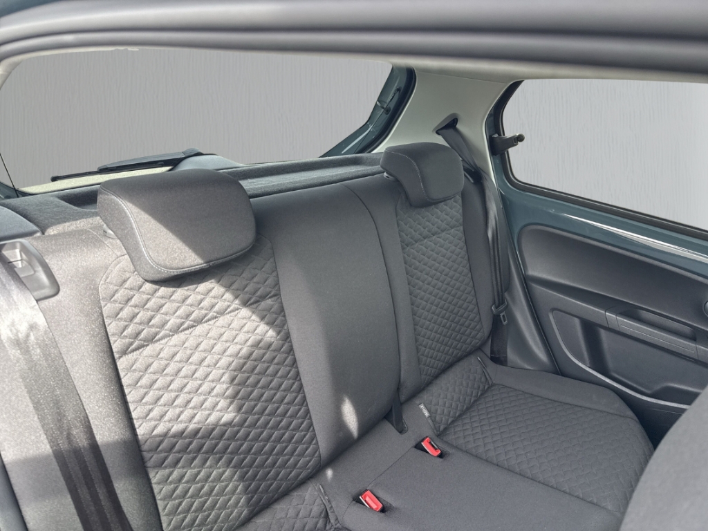 Fahrzeugabbildung Volkswagen up! IQ.DRIVE 1.0 LED-Tagfahrlicht SHZ PDC Klima