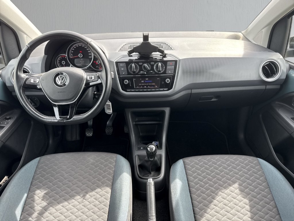 Fahrzeugabbildung Volkswagen up! IQ.DRIVE 1.0 LED-Tagfahrlicht SHZ PDC Klima